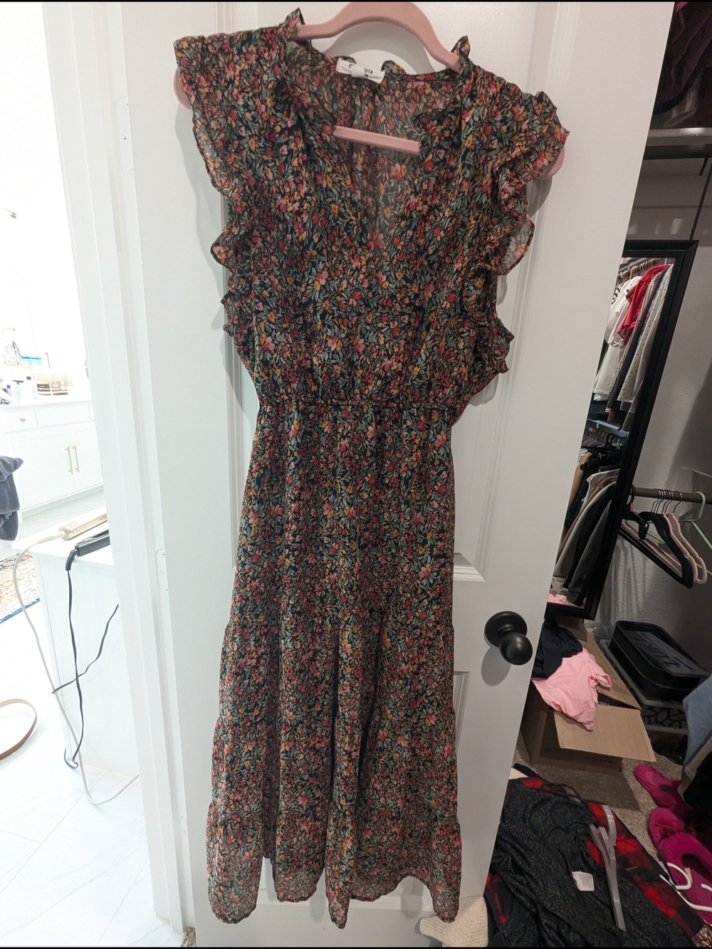 BB Dakota by Steve Madden Black Floral Ruffled Maxi Dress